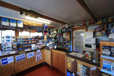 Arthur River Holiday Units - Accommodation Southport 4