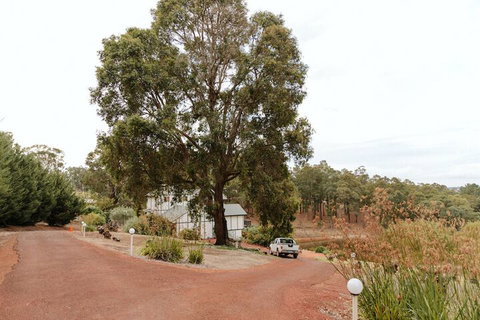 Nannup Hideaway - Accommodation Southport 1