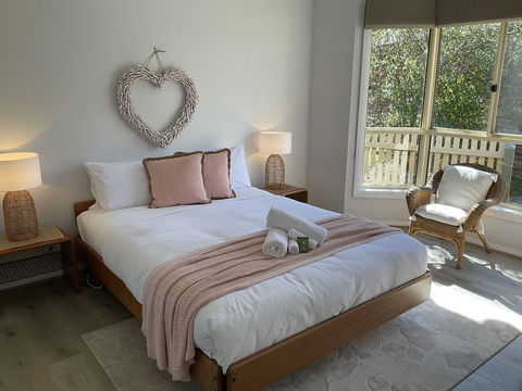 Valley View Townhouse - On The RAIL TRAIL - Southport Accommodation 4