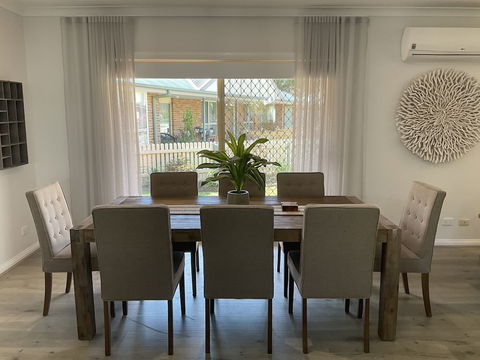 Valley View Townhouse - On The RAIL TRAIL - Southport Accommodation 0
