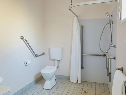 Grassy Head Holiday Park - Southport Accommodation 1