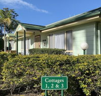 Obadiah Country Cottages - Southport Accommodation