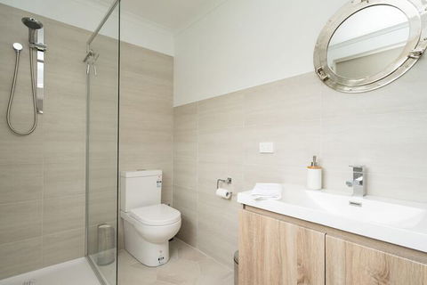 Xanadu Shores - Southport Accommodation 5