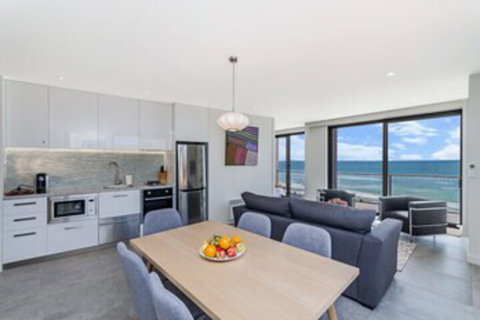 Aqua Mist Seascape - Accommodation Southport 0