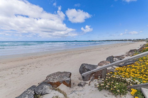 Aqua Mist Seascape - Accommodation Southport 3