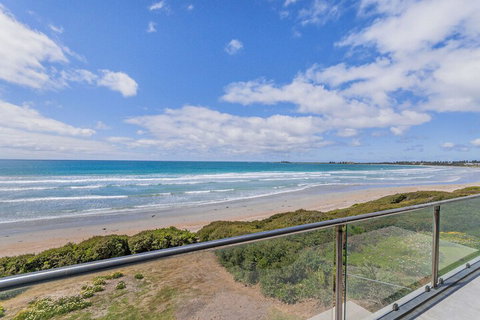 Aqua Mist Seascape - Accommodation Southport 1