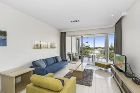 KINGSCLIFF COAST CULTURE 1208 - Southport Accommodation 0