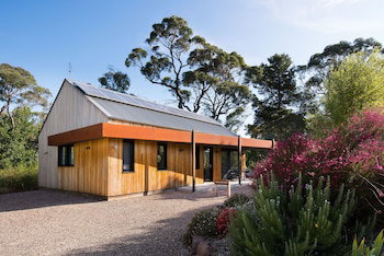 Green Retreat Passive House - Accommodation Southport 0