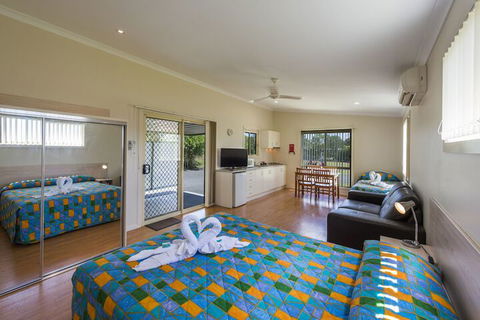 Casino Holiday Park - Southport Accommodation 4