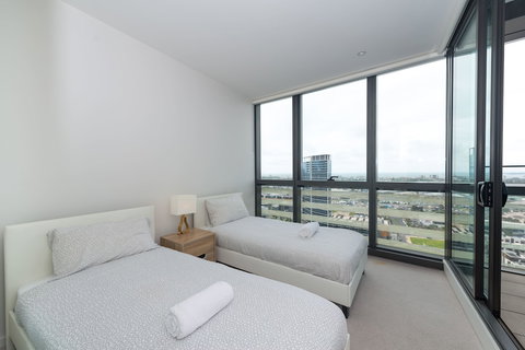 Melbourne CBD Victoria Harbour Short Stay Service Apartments - Accommodation Southport 6