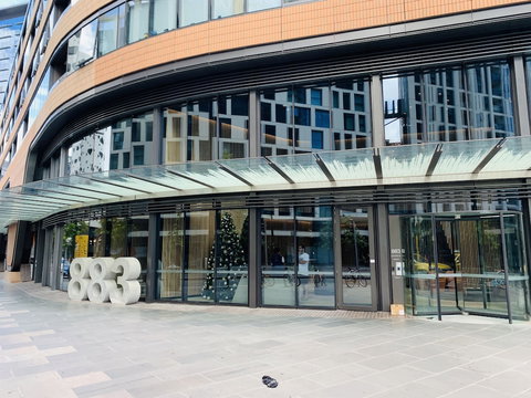 Melbourne CBD Victoria Harbour Short Stay Service Apartments - Accommodation Southport 5