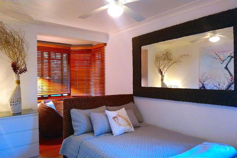 Luxury Escape - Southport Accommodation 1