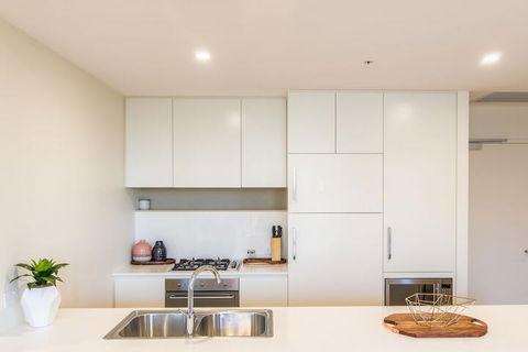 New Resort Style Urban Village In Macquarie Park - Southport Accommodation 3