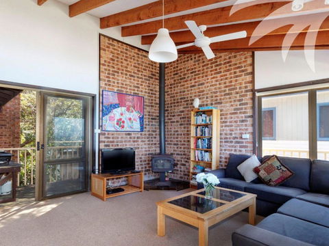 Lawsons At Blueys - Southport Accommodation 2