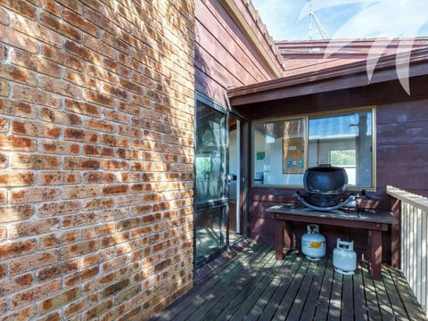 Lawsons At Blueys - Southport Accommodation 4
