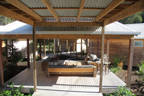 The Banksias - Southport Accommodation 6
