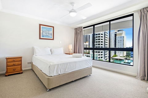 Victoria Square Apartment Broadbeach Level 9 - Southport Accommodation 2