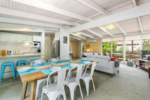 Banksia On The Bay - Accommodation Southport 0