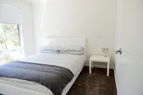 7 Gilmore Smiths Beach House - Accommodation Southport 4