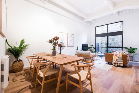 Isla, 2BDR Fitzroy Apartment - Accommodation Southport 2