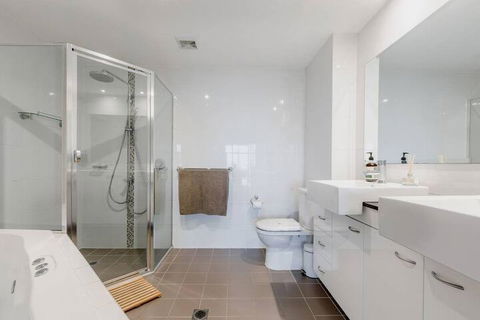 SOLARIS At Fingal Bay - Southport Accommodation 3