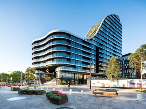 SKYE Suites Green Square - Southport Accommodation 4