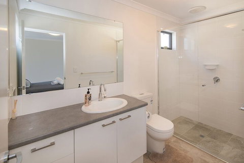 Gale House - Southport Accommodation 1