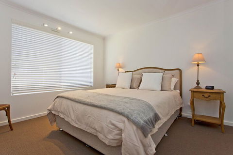 Boutique Apartment Central & Sophisticated - Southport Accommodation 5