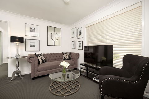 New York Dreamer Central & Sophisticated - Southport Accommodation 2
