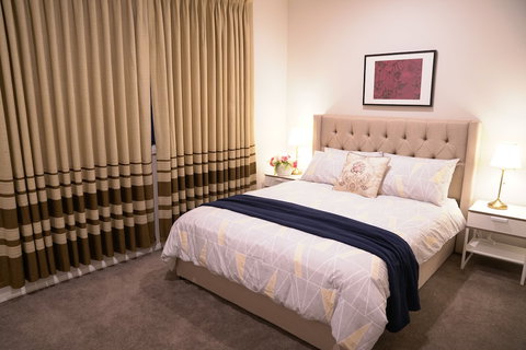 Comfort House Near Box Hill - Accommodation Southport 2