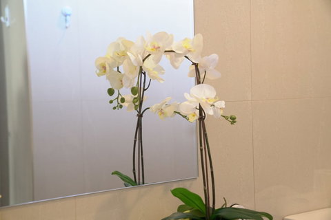 Comfort House Near Box Hill - Accommodation Southport 1