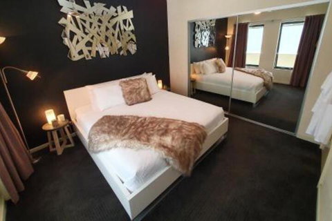 The Arcadia Apartment - Accommodation Southport 0