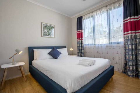 70 Greenbell Doncaster - Southport Accommodation 6