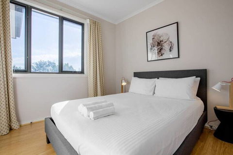 70 Greenbell Doncaster - Southport Accommodation 3
