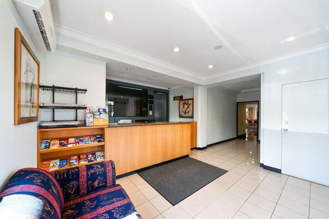 WM Hotel Bankstown - Southport Accommodation 2