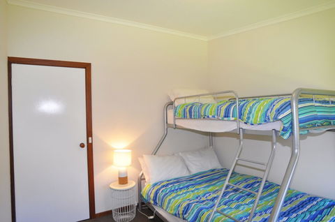 Inlet Dreaming Free Wifi - Southport Accommodation 2