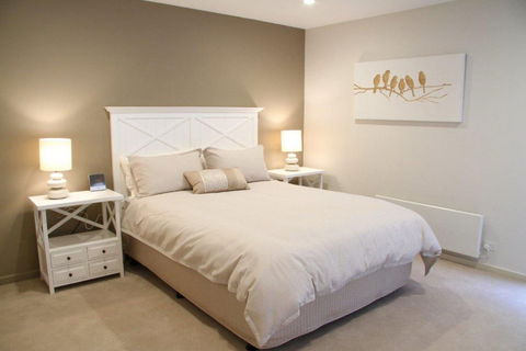 LA MER Centrally Located Free Wifi - Southport Accommodation 0