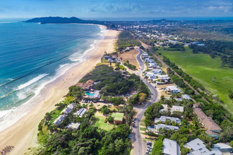 A PERFECT STAY - 3 Salty Sisters - Southport Accommodation 1