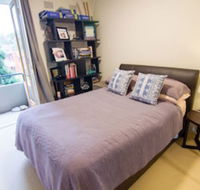 Cozy Apartment in Waverton - Southport Accommodation