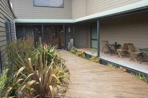 Venus Escapes Guesthouse - Southport Accommodation 1