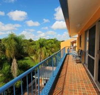 Delfinos Bay Resort - Southport Accommodation