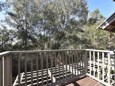 Villa Shiraz Located Within Cypress Lakes - Southport Accommodation 6