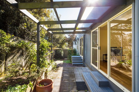 Surfside - Accommodation Southport 1