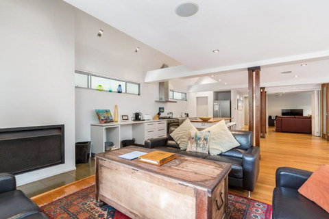 A SWEET ESCAPE Ariels - Accommodation Southport 4