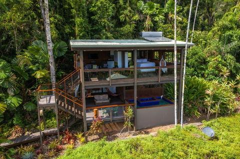 Daintree Holiday Homes La Vista - Southport Accommodation 2