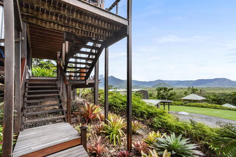 Daintree Holiday Homes La Vista - Southport Accommodation 6