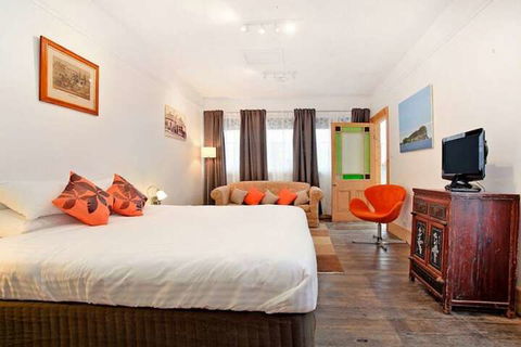 Robinson Cottage - Southport Accommodation 1