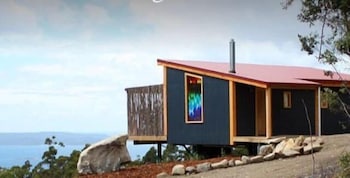 Woodbridge Hill Hideaway - Accommodation Southport 0