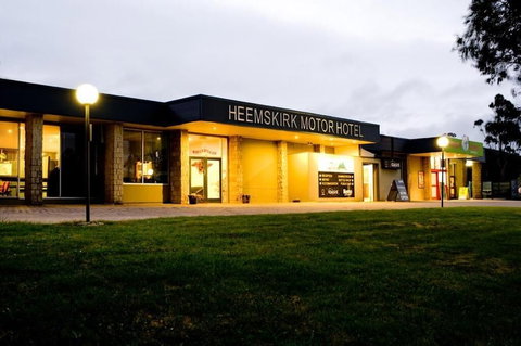 Heemskirk Motor Hotel - Accommodation Southport 1