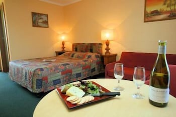 Heemskirk Motor Hotel - Accommodation Southport 6